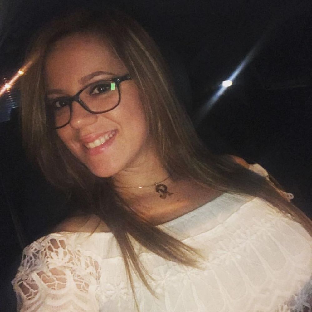 Meet your Posher, Roxana